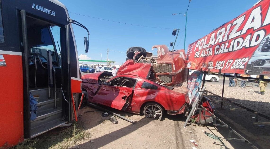 “Doy muchas gracias a Dios de que siga aquí”: conductor de Mustang de cuádruple choque en Hermosillo