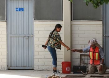 Suspenden clases en secundaria 8 de Hermosillo por problemas en los baños