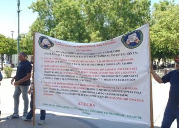 Sindicato de Trabajadores del Colegio de Bachilleres exige aplicación de aumento salarial