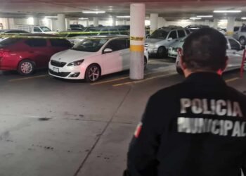 Robo de automóvil desencadena intensa operación policial en el centro de la ciudad