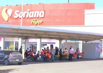 Soriana Encinas permanecerá cerrada hasta diciembre tras afectaciones por incendio en tienda de telas Parisina
