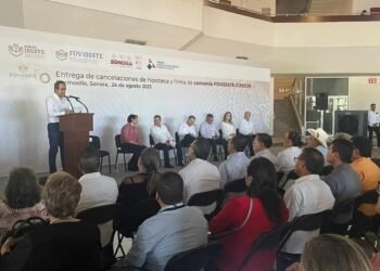 Dona Durazo a Issste terreno para construir nuevo hospital con 2 mil 300 mdp