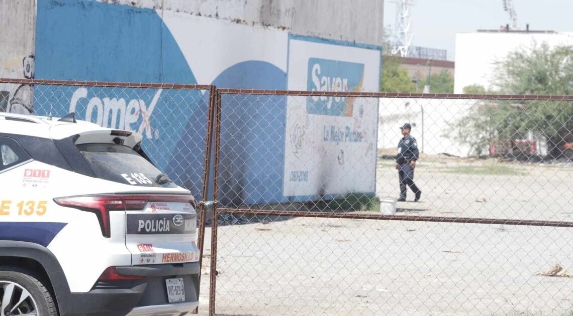 Hallan cuerpo de mujer tirado en baldío de Hermosillo
