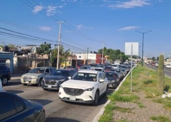 Hermosillo: Reportan lento pero fluido el tráfico en este regreso a clases