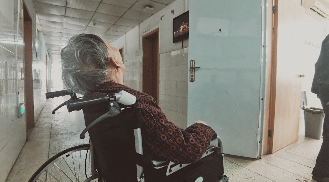 Factores sociales y ambientales han aumentado consultas médicas en adultos mayores: Secretaría de Salud del Estado Factores sociales y ambientales han aumentado consultas médicas en adultos mayores: Secretaría de Salud del Estado