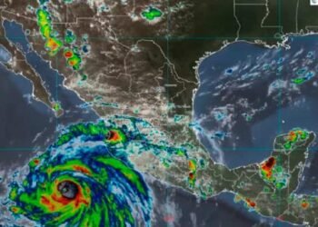 Huracán ‘Hilary’ ya es categoría 3; avanza a la Península de BC