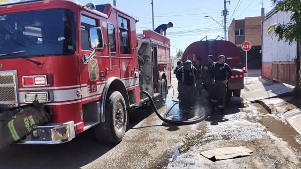 Incendio en vivienda deja a hombre afectado por inhalación de humo Incendio en vivienda deja a hombre afectado por inhalación de humo