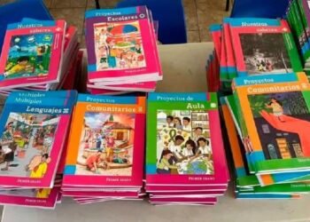 Anuncia Coparmex que dará material educativo complementario a libros de texto