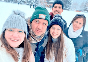 Dan último adiós a familia que falleció en el Everest