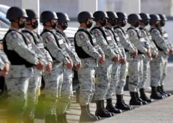 Medio británico advierte posible militarización de economía en México