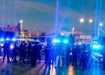 Persecución termina en balacera en el AICM; hay dos civiles heridos