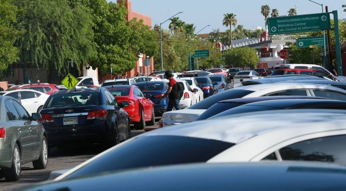 Unison no tiene dinero para otro estacionamiento tras demolición del Edificio 12A