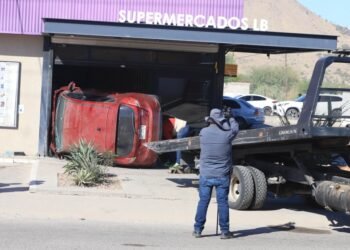Hermosillo: Vecinos de Villas del Real exigen mayor control en calle Pedro Salazar tras accidente en supermercado
