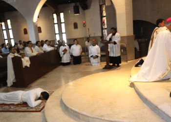 Ordena Arzobispo a nuevo diácono