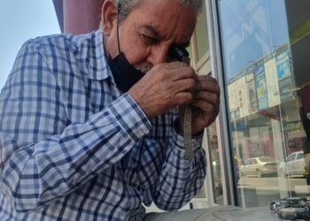 Hermosillo: Felipe es el relojero de la esquina desde hace más de una decada