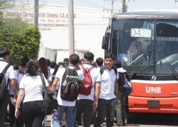 Van por transporte gratis a estudiantes de Sonora en 2024  