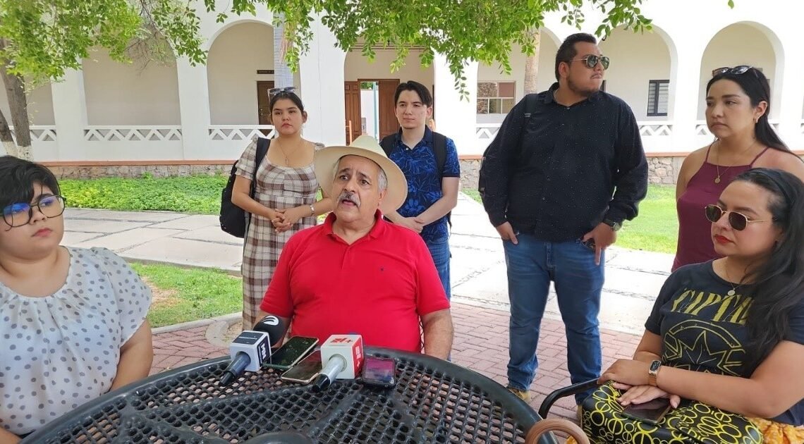 Exigen estudiantes de Unison restitución de becas Conacyt
