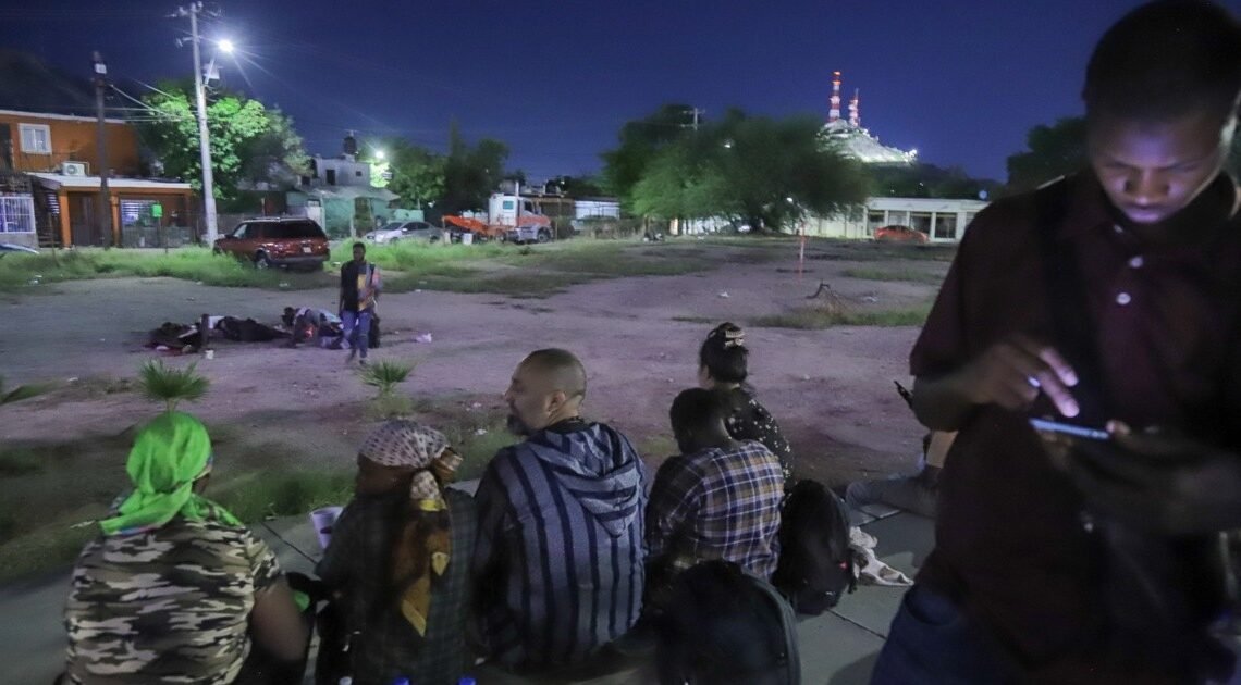 A la buena de Dios: Migrantes resisten en tierra desconocida por alcanzar el “sueño americano” A la buena de Dios: Migrantes resisten en tierra desconocida por alcanzar el “sueño americano”