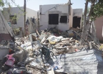 Vecinos de Tierra Nueva piden auxilio por basurero clandestino