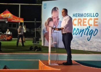 Presenta Antonio Astiazarán informe de resultados en la colonia Los Portales