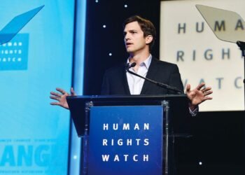 Ashton Kutcher Renuncia a Thorn Después de Apoyar a Danny Masterson