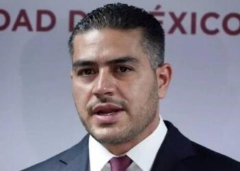 AMLO defiende a Omar García Harfuch sobre caso Ayotzinapa