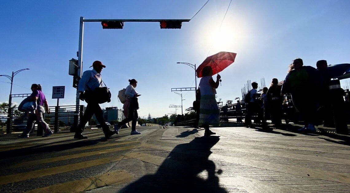 Hermosillo rompe otro récord de temperatura con 46°, máxima histórico para un 25 de septiembre Hermosillo rompe otro récord de temperatura con 46°, máxima histórico para un 25 de septiembre