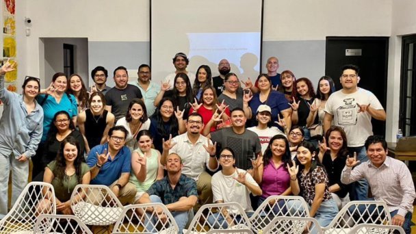 Comunidad Sorda llama a la sociedad a aprender Lenguaje de Señas Comunidad Sorda llama a la sociedad a aprender Lenguaje de Señas