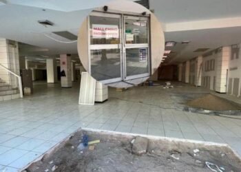 Llegada de Mall Chino al Centro divide opiniones de comerciantes locales