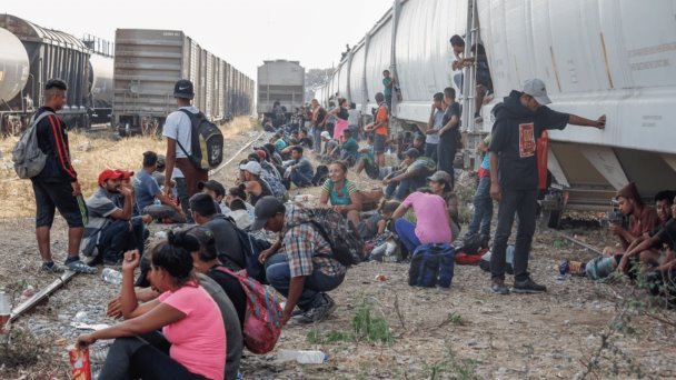 Ferromex detiene temporalmente 60 rutas tras aumento de migrantes Ferromex detiene temporalmente 60 rutas tras aumento de migrantes