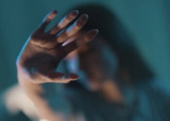 Detienen a hombre por golpear a su esposa en fraccionamiento Nueva Victoria en Hermosillo