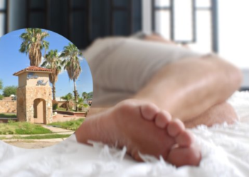 Hombre irrumpe en casa para quedarse dormido en la cama
