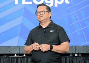 Tec de Monterrey presenta TECgpt, herramienta educativa basada en IA