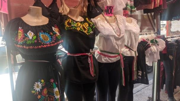 Esperan comerciantes un incremento en las ventas por festividades patrias Esperan comerciantes un incremento en las ventas por festividades patrias