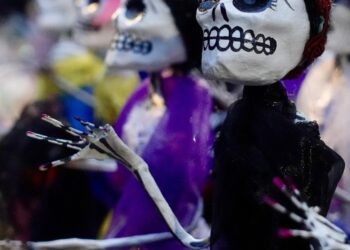 En Hermosillo celebran Halloween, pero no olvidan el Día de Muertos: Cronista