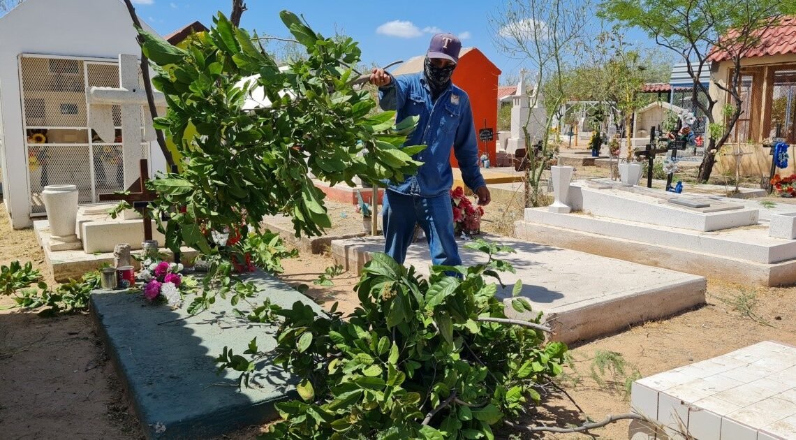 Hermosillo: En panteones limpios, recordarán a a sus seres queridos