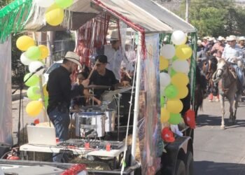 Realizan en Hermosillo animada cabalgata por San Judas Tadeo