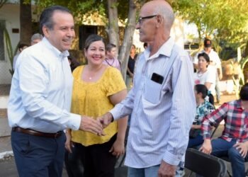 Entrega alcalde de Hermosillo el recarpeteo en calle 14 de Abril