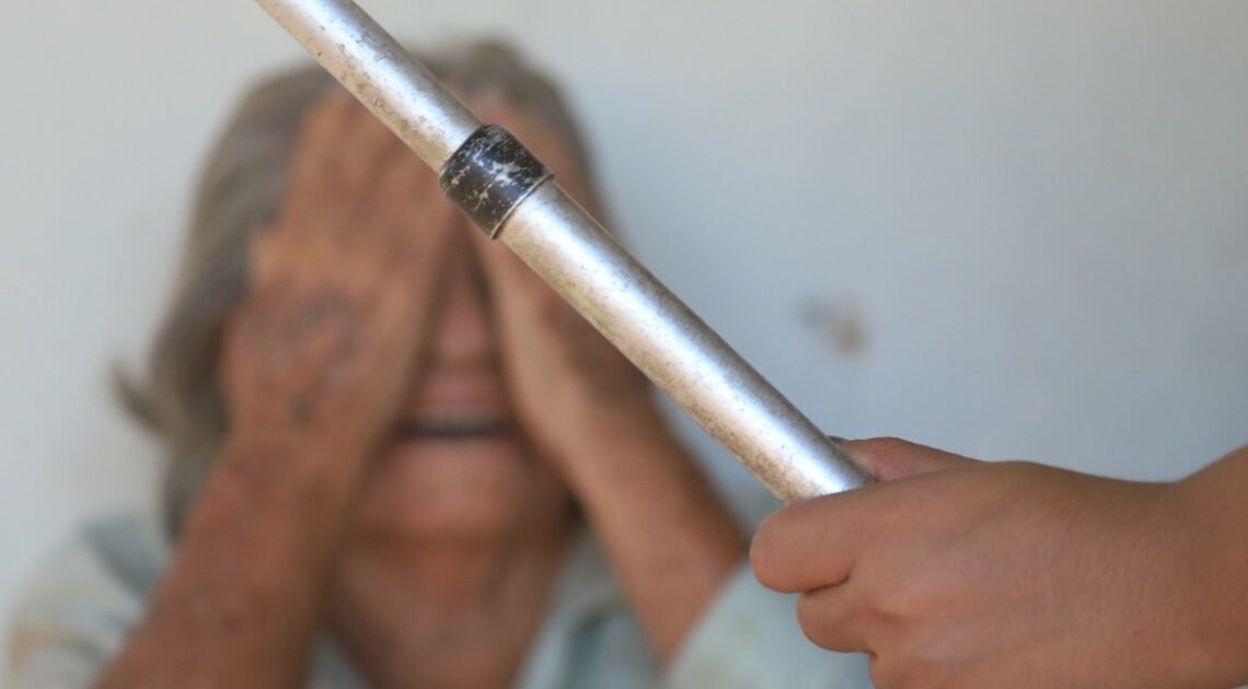 Dura realidad: Hijos agreden a sus padres