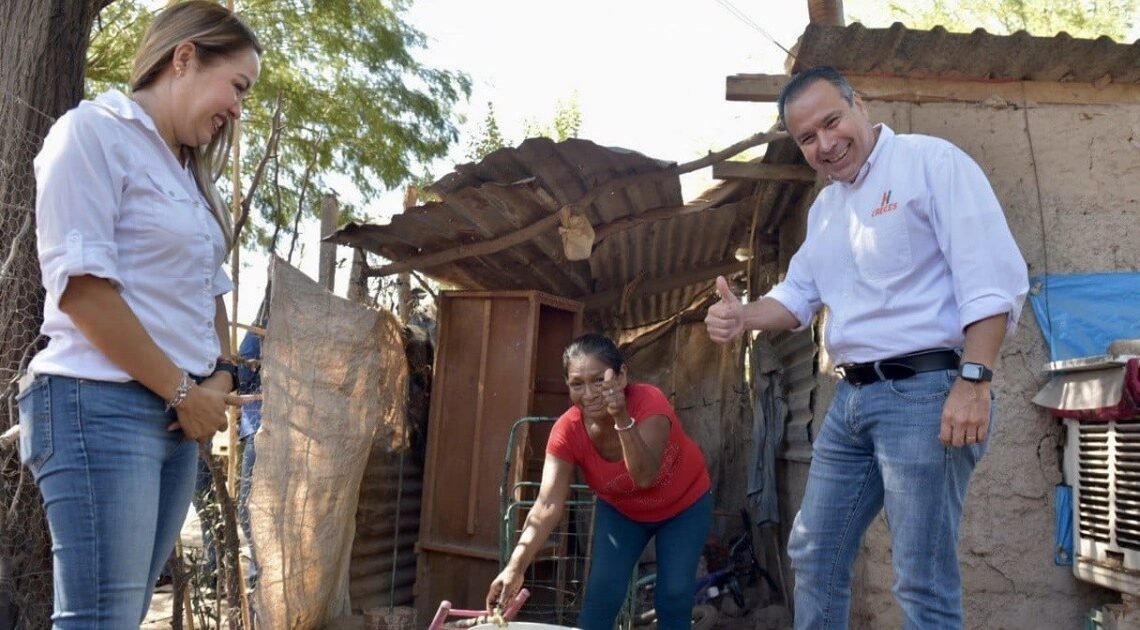 Entrega alcalde de Hermosillo ampliación de red de agua potable en Kino y Miguel Alemán