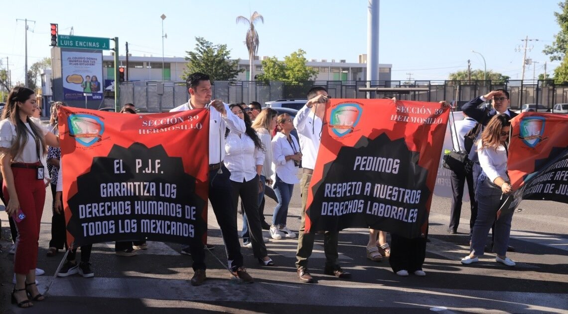 Hermosillo: Trabajadores del Poder Judicial de la Federación protestan por recorte presupuestal 2024