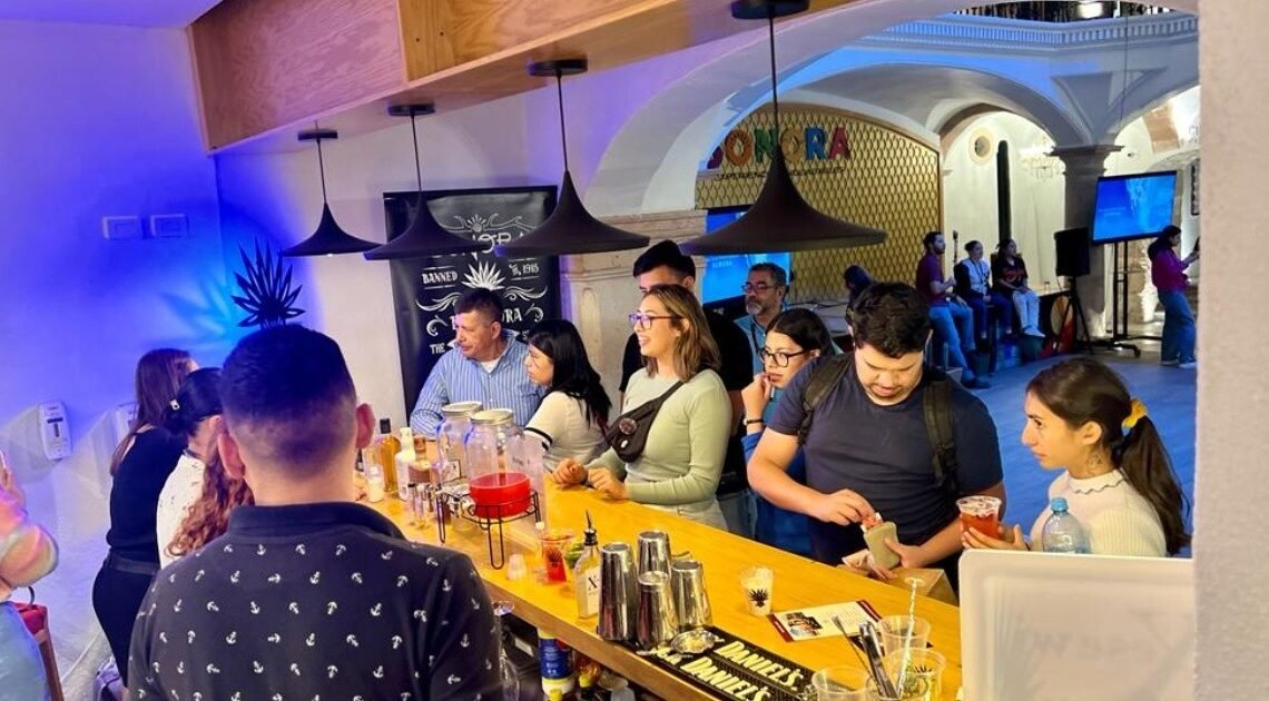 Bacanora, de las bebidas sonorenses que más han gustado en el Festival Cervantino