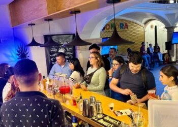Bacanora, de las bebidas sonorenses que más han gustado en el Festival Cervantino