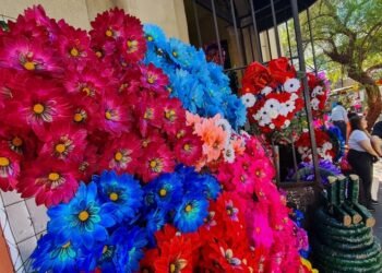 Regresan hermosillenses al centro a hacer las compras por el 1 y 2 de noviembre