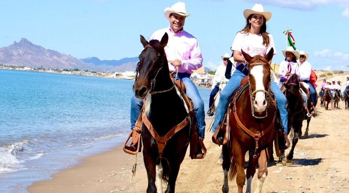 Alcalde de Hermosillo y su esposa cabalgan contra el cáncer