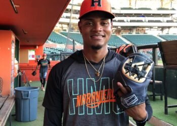 Quiere Danis Correa lanzar campaña completa con Naranjeros
