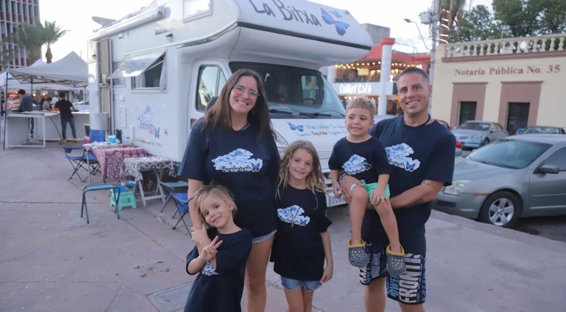 “Seis meses nos atrapó Sonora, ¡viva su gente!”: Familia española “Seis meses nos atrapó Sonora, ¡viva su gente!”: Familia española