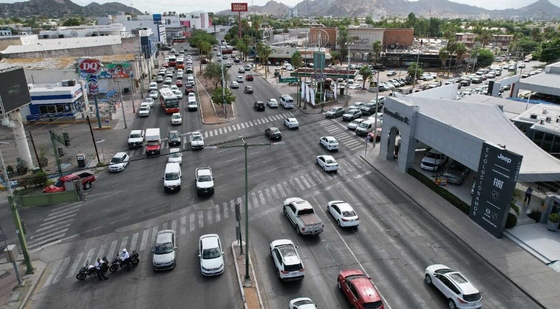 Manifestación de trabajadores del Poder Judicial desata caos vial en centro de Hermosillo