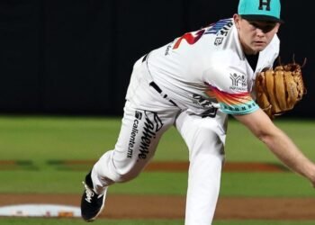 NARANJEROS EMPATAN SERIE ANTE TOMATEROS Y LA DECIDIRÁN ESTE JUEVES