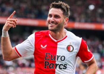 Explosivo Debut de Santiago Giménez en la Champions League